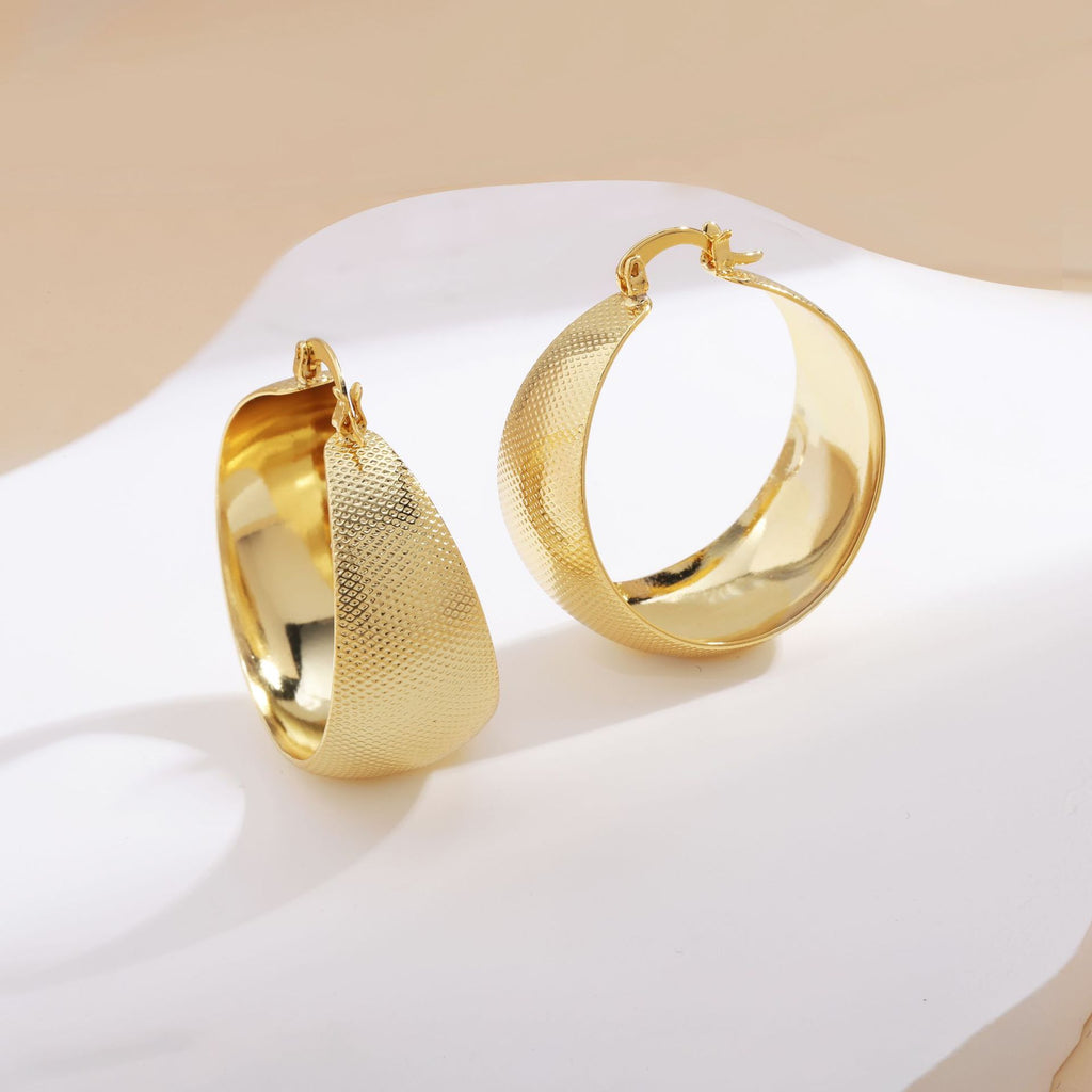 Women Geometric Metal Hoop Earrings