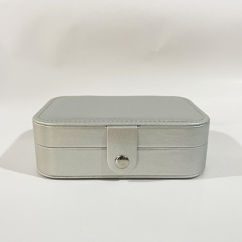 Portable travel jewelry storage box
