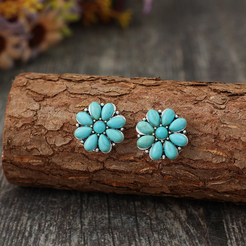 Turquoise greenstone flower-shaped earrings