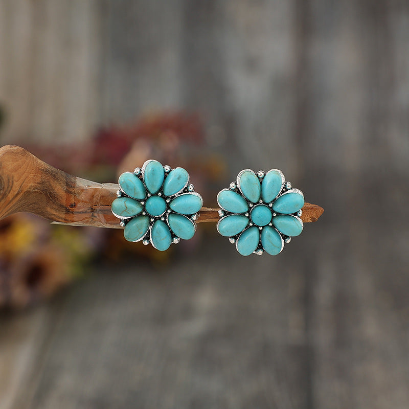 Turquoise greenstone flower-shaped earrings